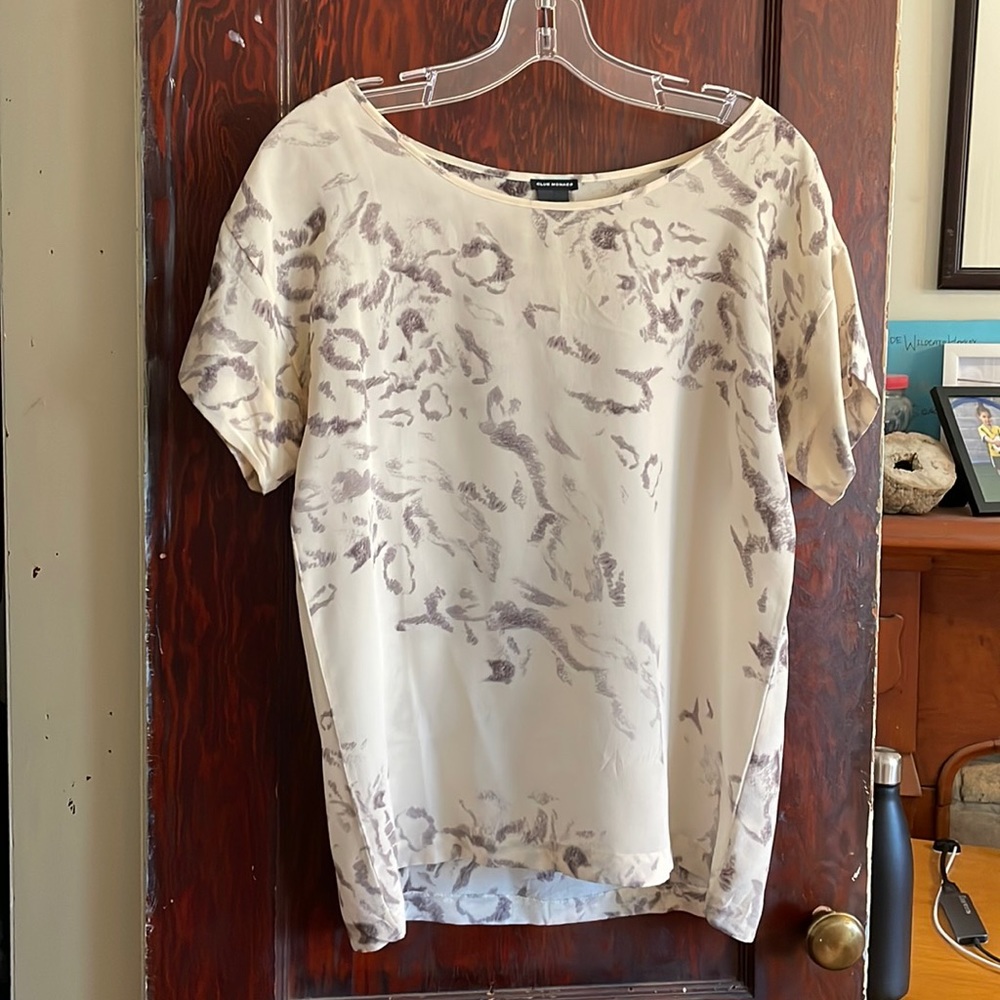 Club Monaco 100% silk blouse